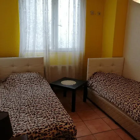 Hotel с две отделни легла Sofia